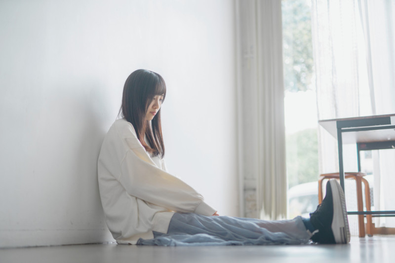 恋に悩む女性