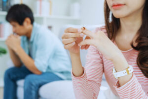 夫が冷たい、話が噛み合わない…夫婦関係の悩みに電話占いが選ばれる理由