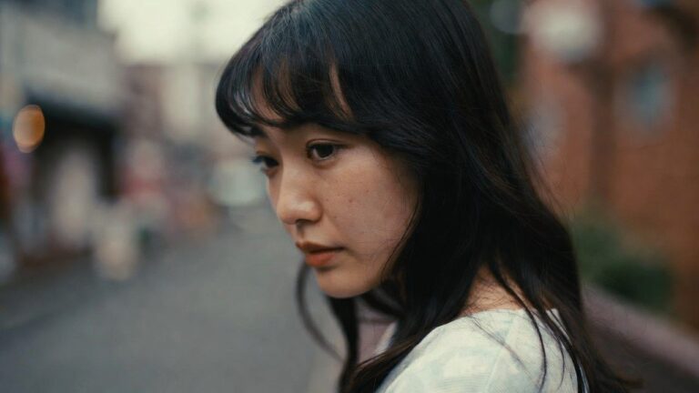 恋愛に悩む30歳女性